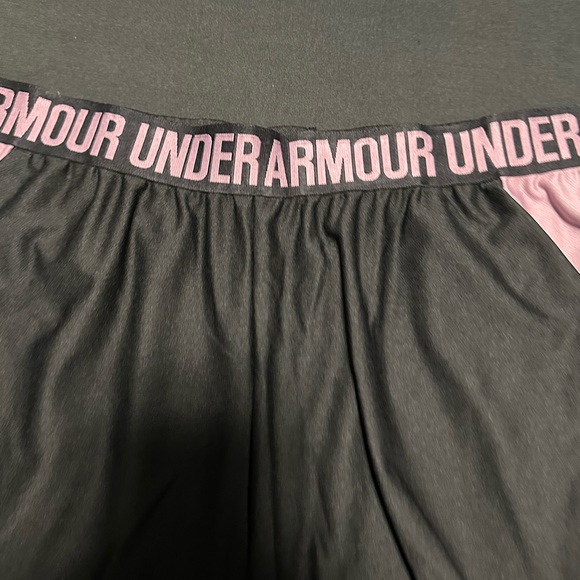 Under Armour Women's Shorts - Picture 2 of 6
